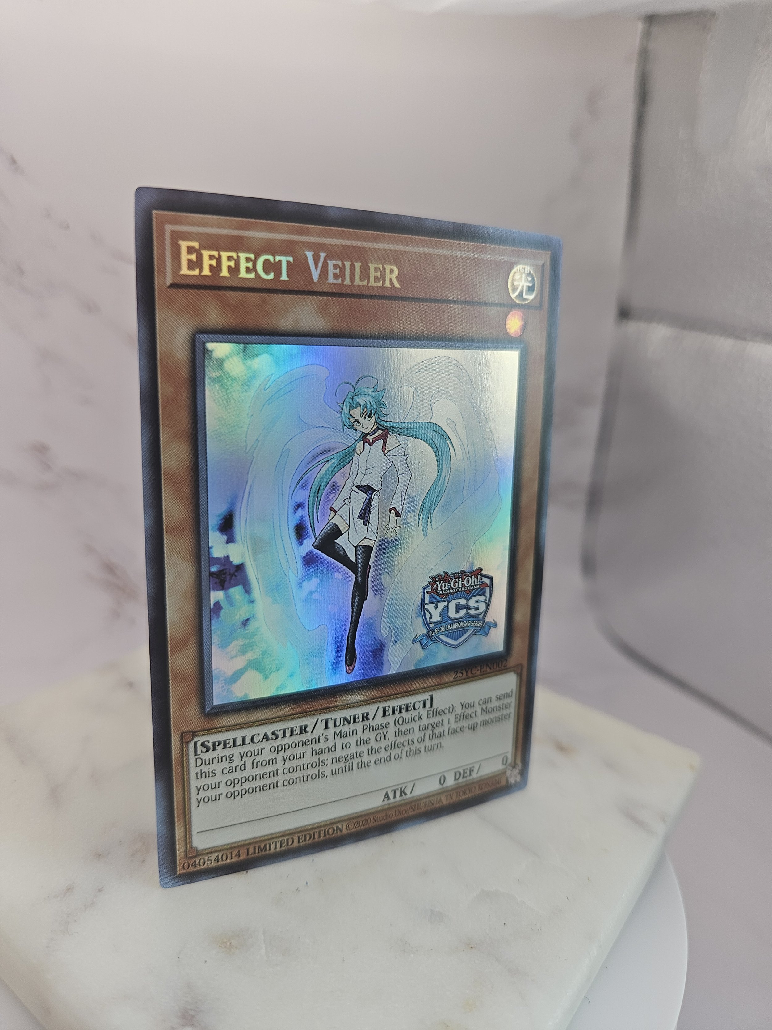 Light Leading the Valiant (2025-EN001) — ValueTCG